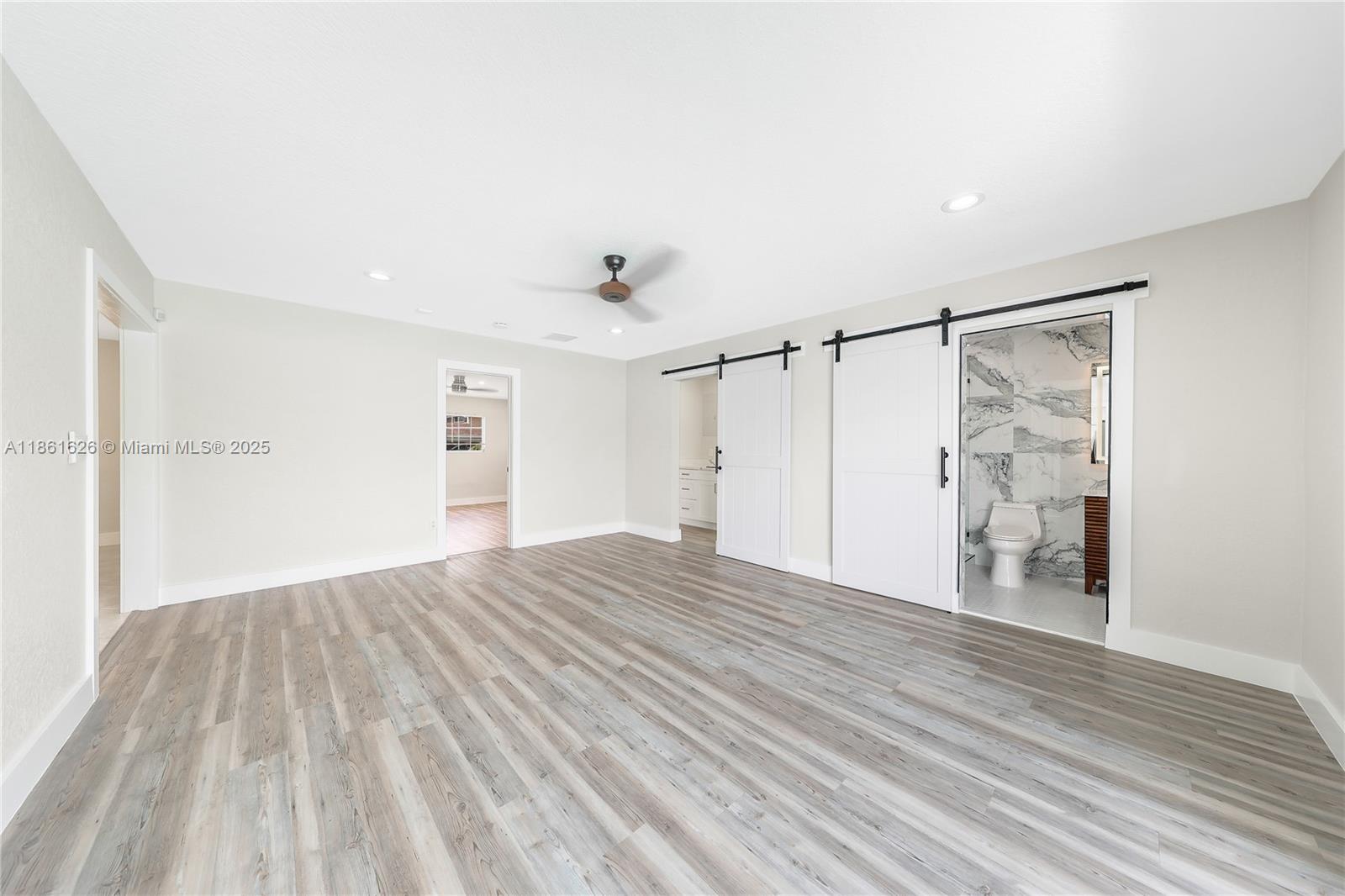 GALE RANCH ESTS - Residential