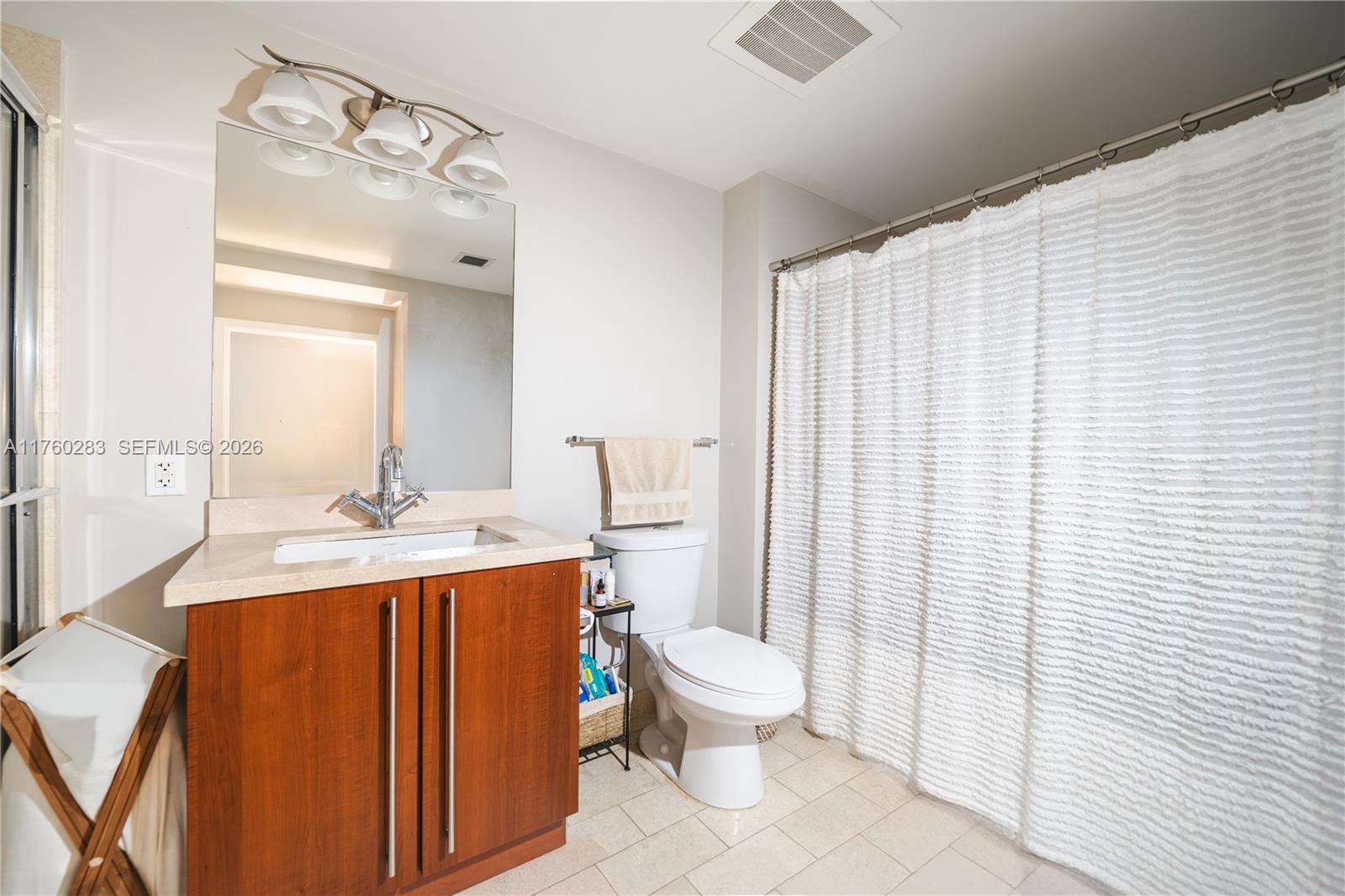 THE AXIS ON BRICKELL II C - Residential