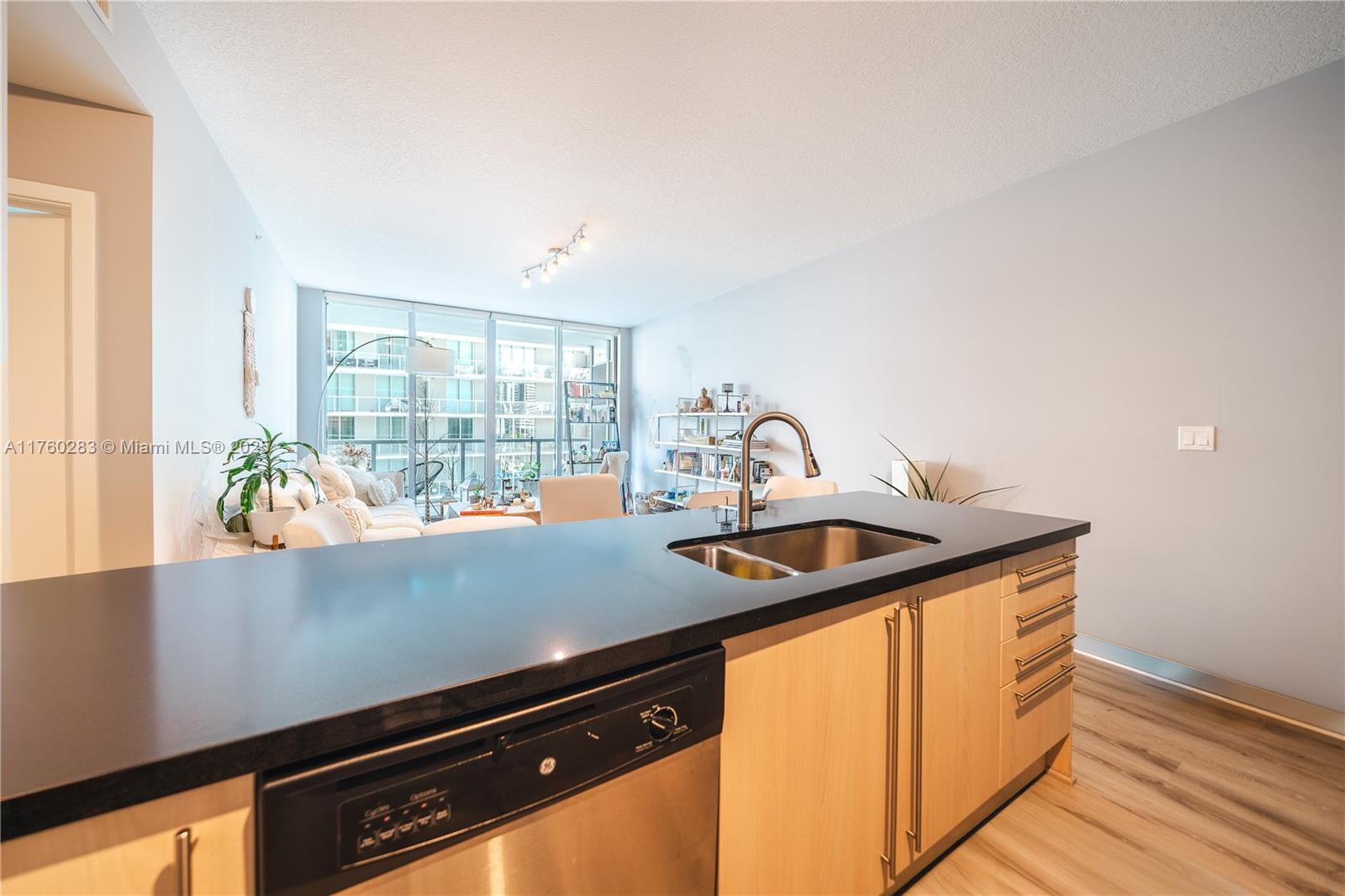 THE AXIS ON BRICKELL II C - Residential