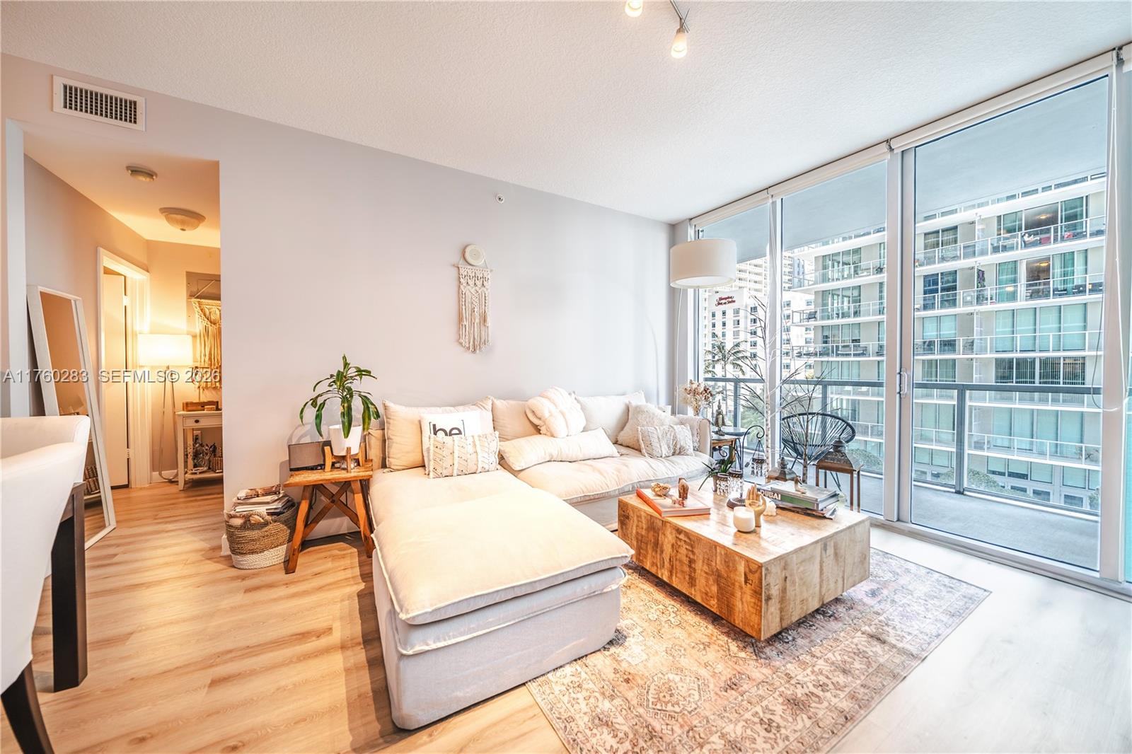 THE AXIS ON BRICKELL II C - Residential