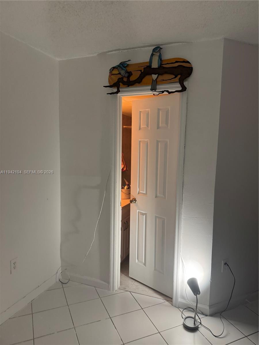 BLEAU FONTAINE CONDO #3 - Residential