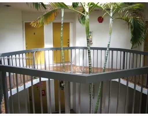 BLEAU FONTAINE CONDO #3 - Residential