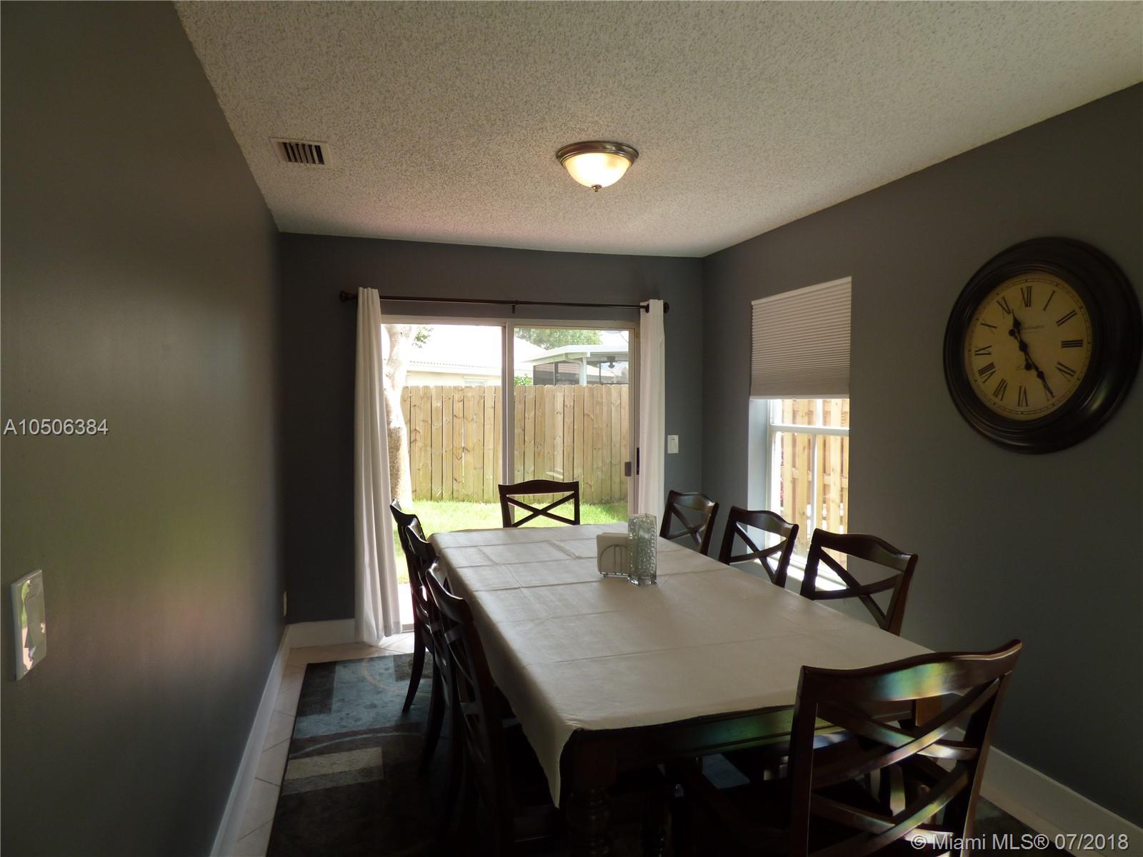 CORAL BAY REPLAT SEC 1 - Residential