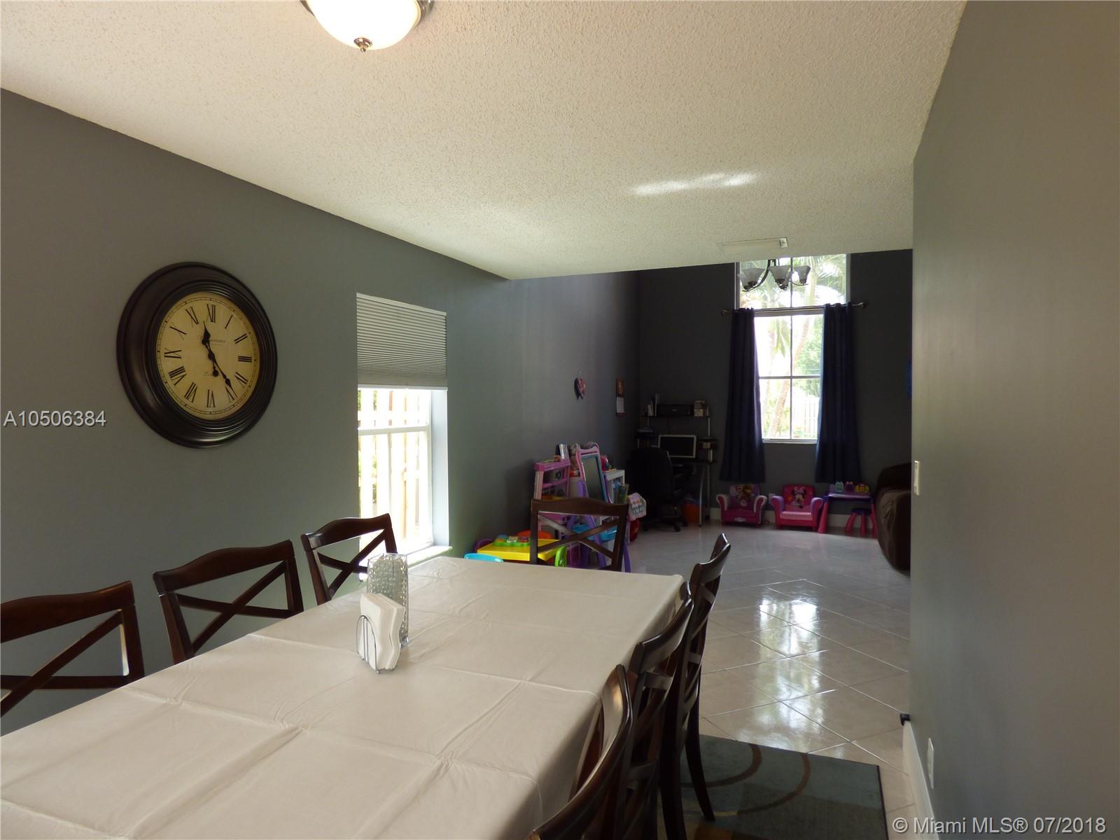 CORAL BAY REPLAT SEC 1 - Residential