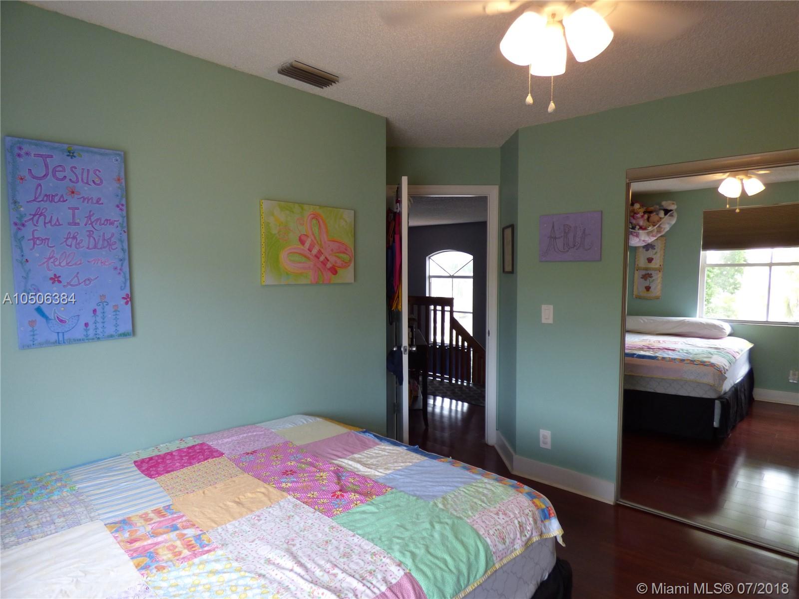 CORAL BAY REPLAT SEC 1 - Residential