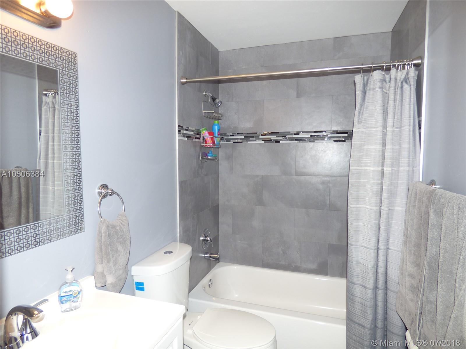 CORAL BAY REPLAT SEC 1 - Residential