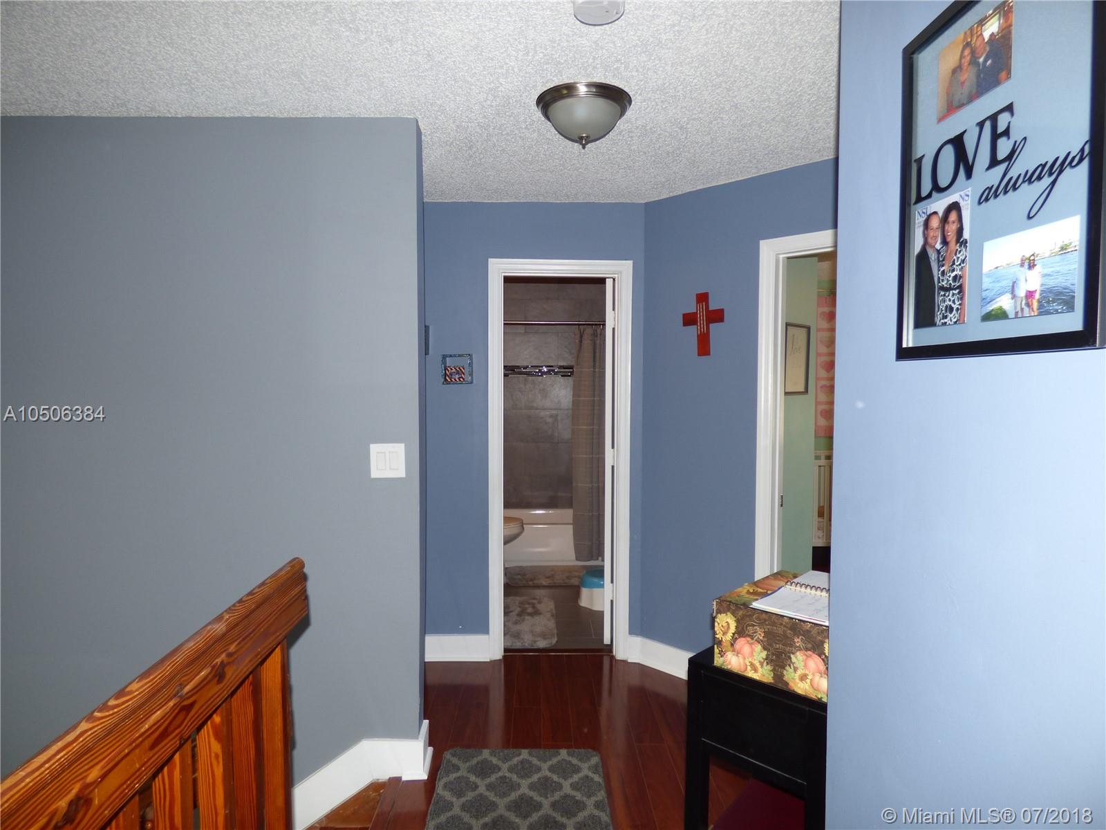 CORAL BAY REPLAT SEC 1 - Residential