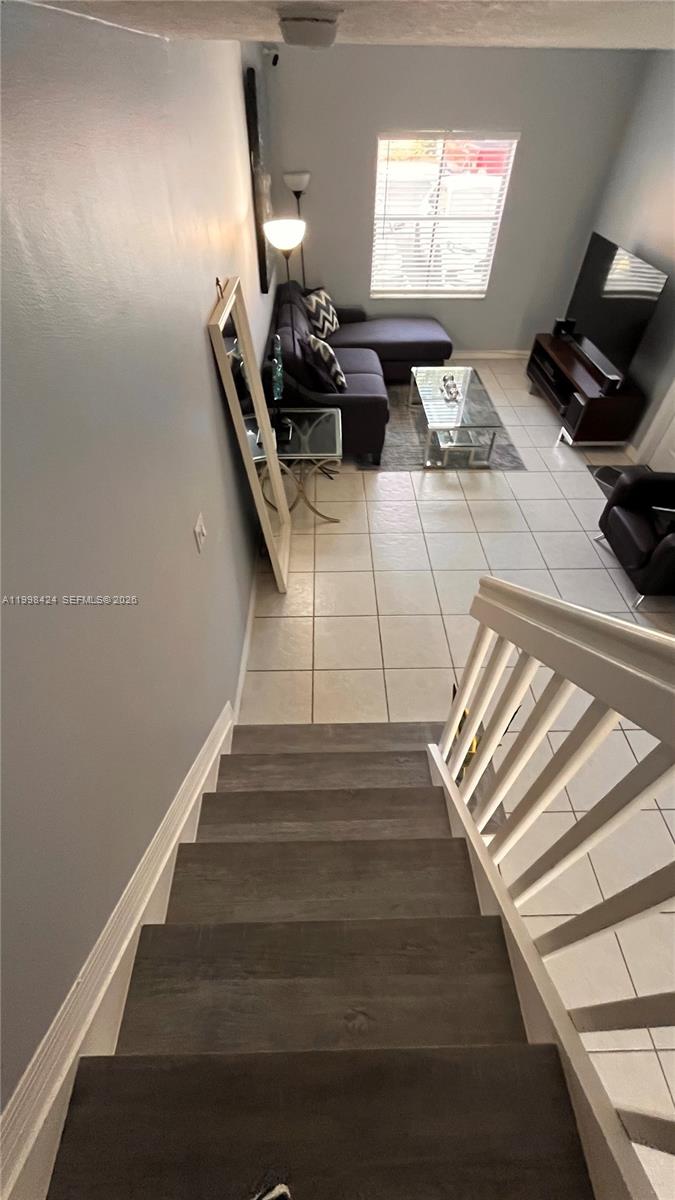 VILLAS AT HARBOR ISLES CO - Residential