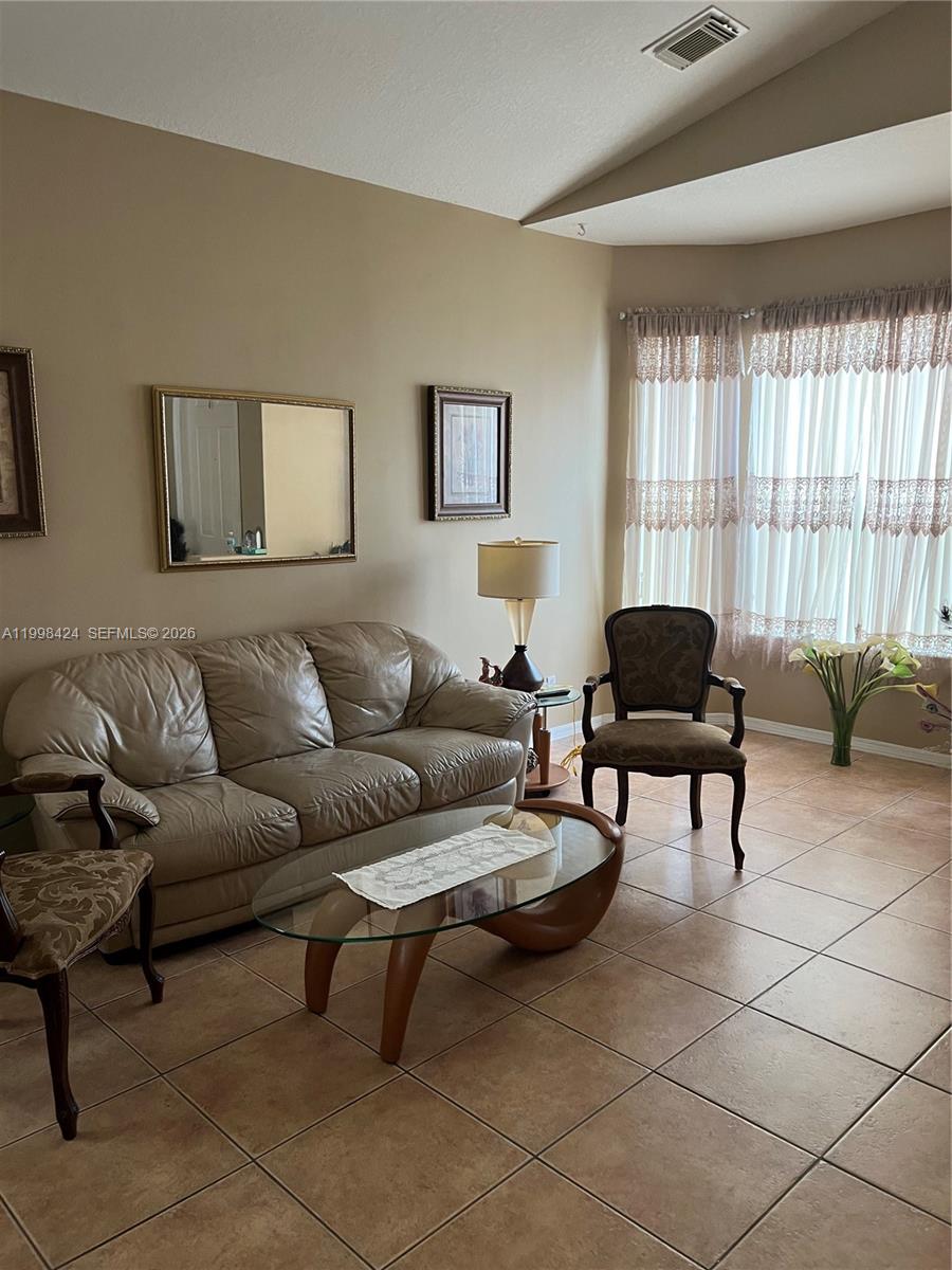 VILLAS AT HARBOR ISLES CO - Residential