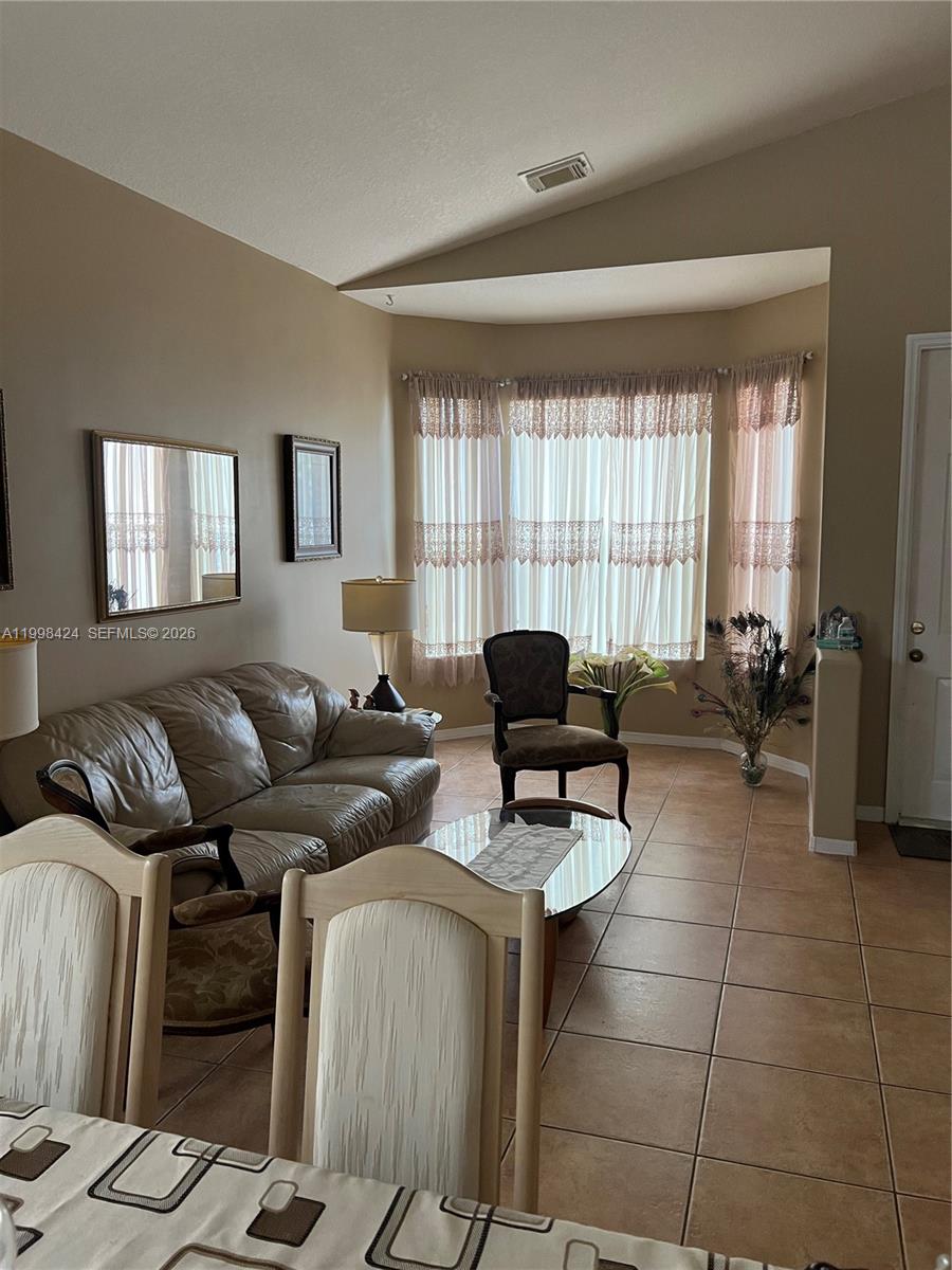 VILLAS AT HARBOR ISLES CO - Residential