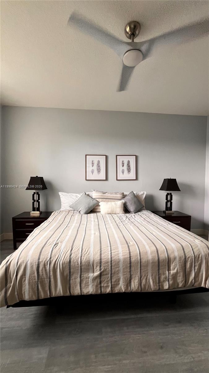 VILLAS AT HARBOR ISLES CO - Residential