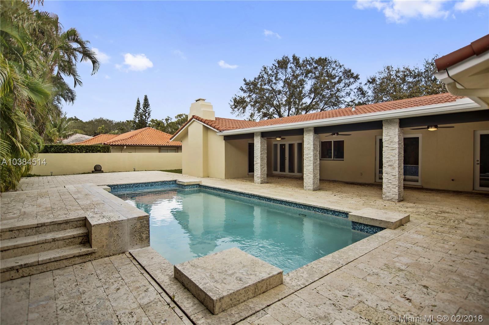 MIAMI LAKES - LOCH LOMOND - Residential