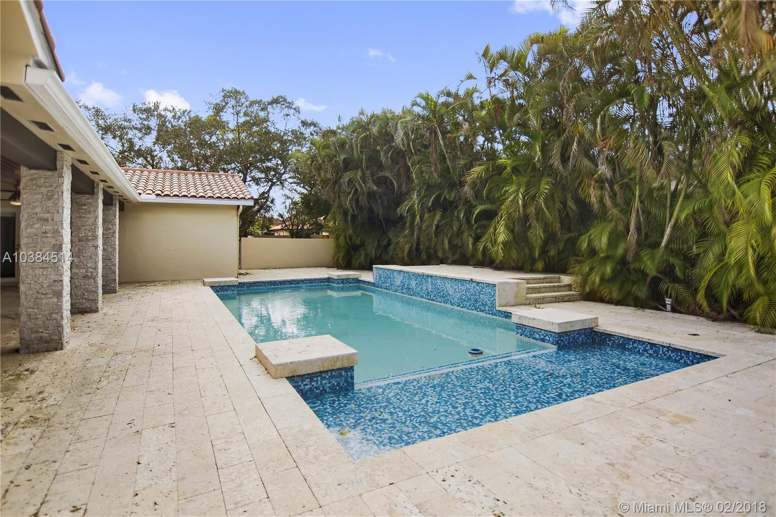 MIAMI LAKES - LOCH LOMOND - Residential