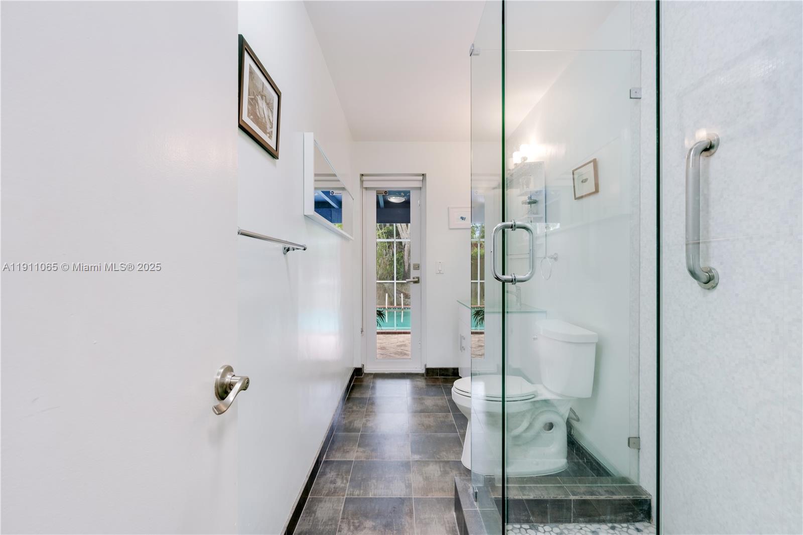 HERMAN HILLS - Residential