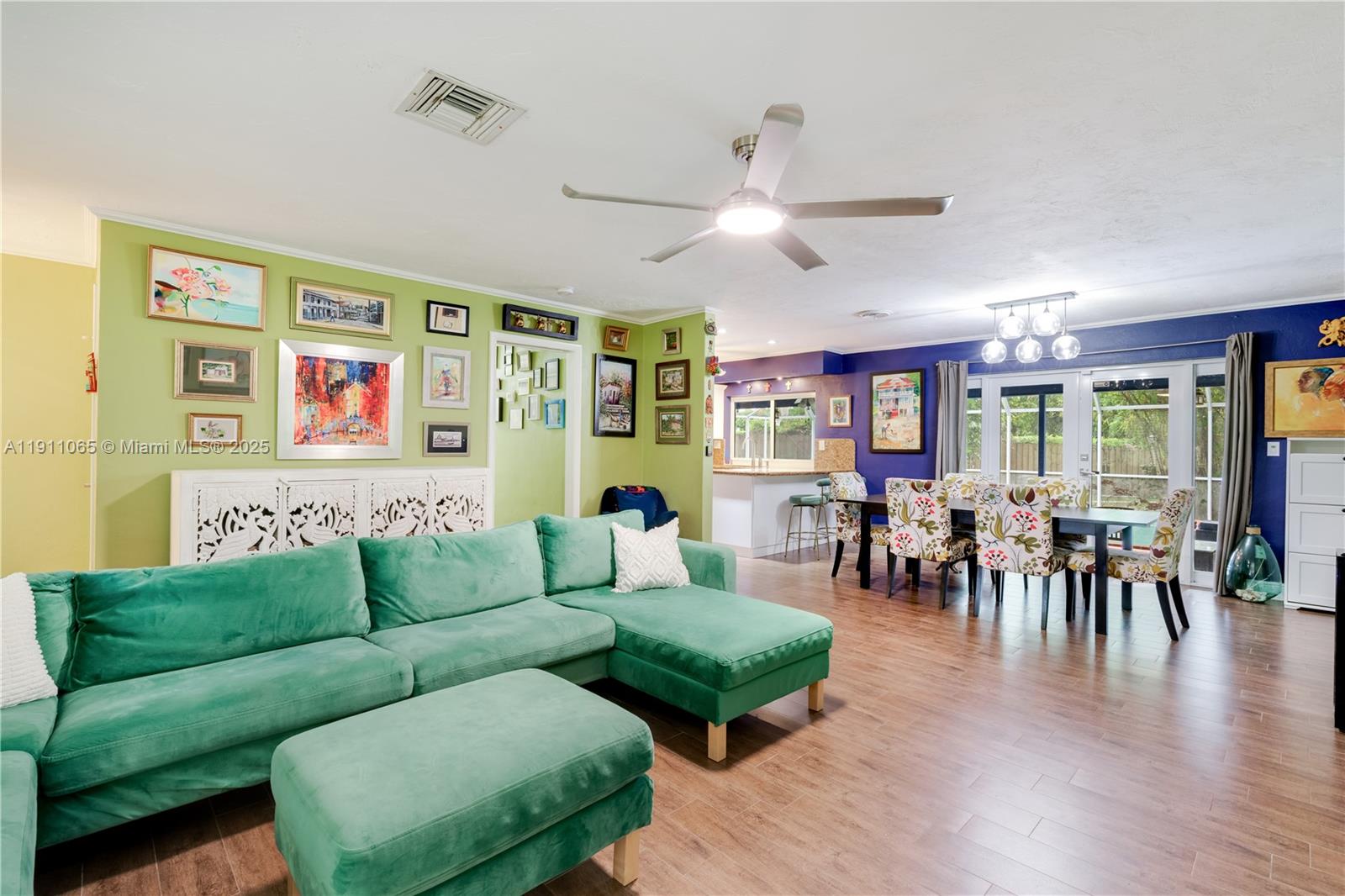 HERMAN HILLS - Residential