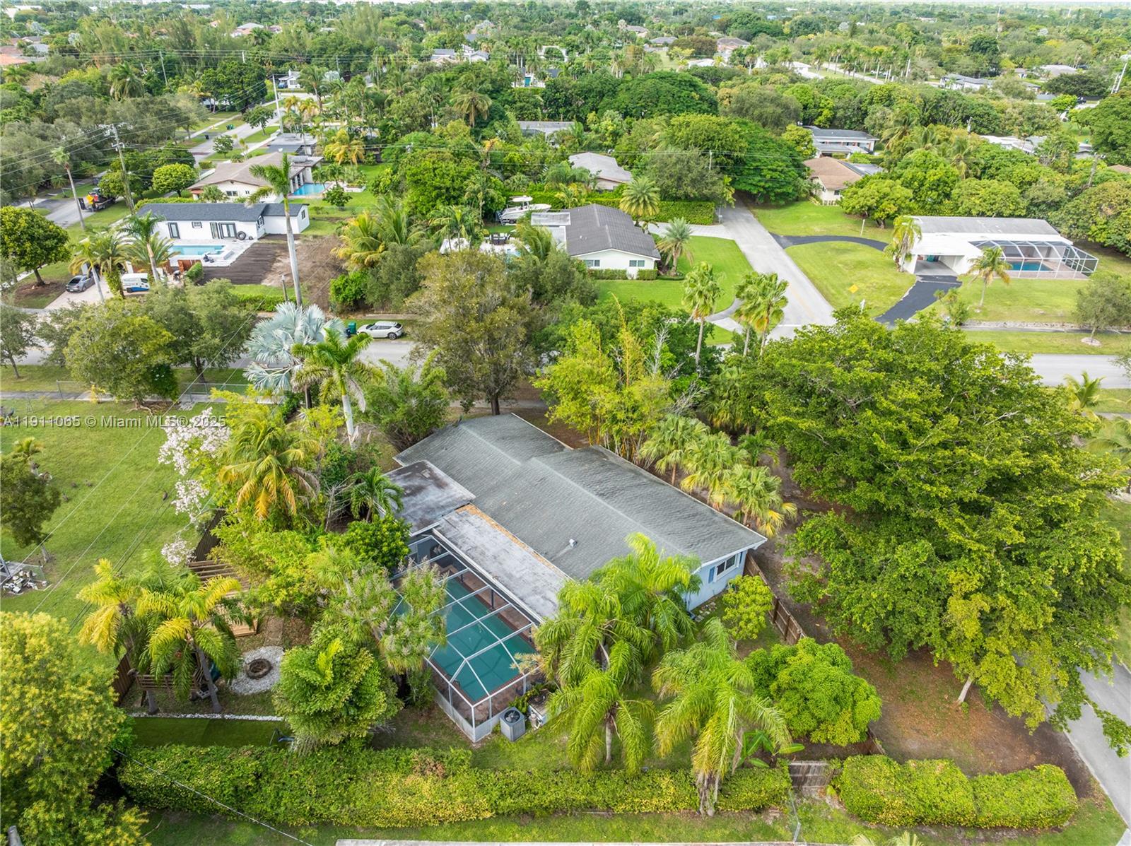 HERMAN HILLS - Residential