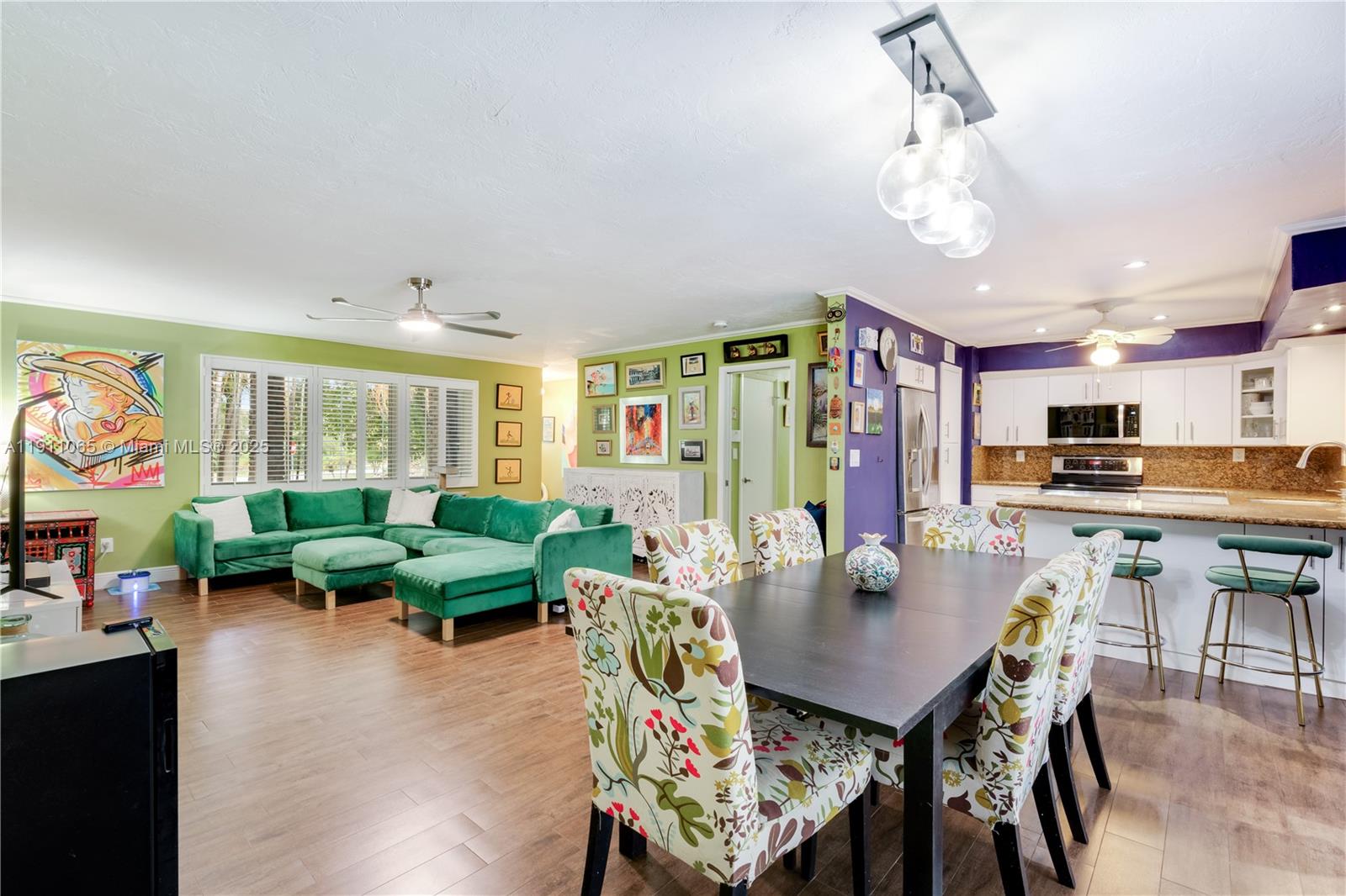 HERMAN HILLS - Residential