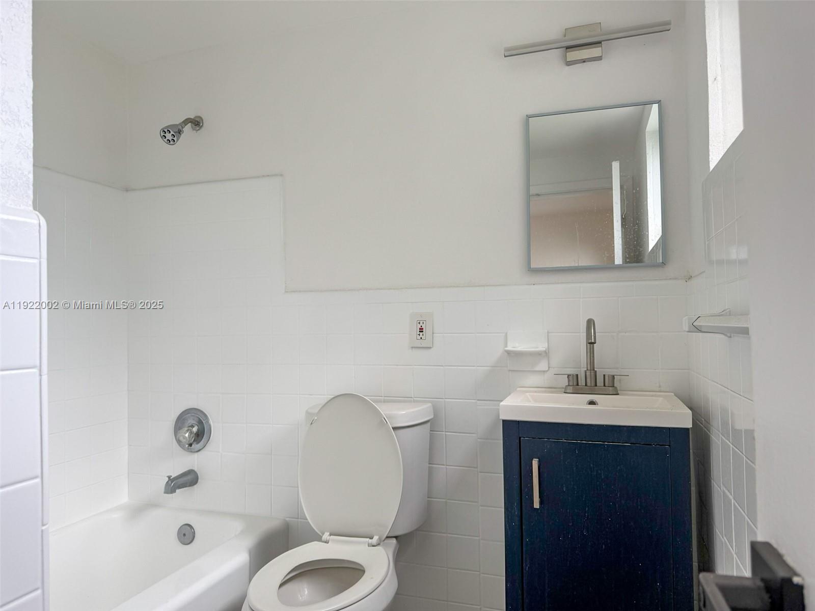 BAY HARBOR ISLAND - Residential Lease