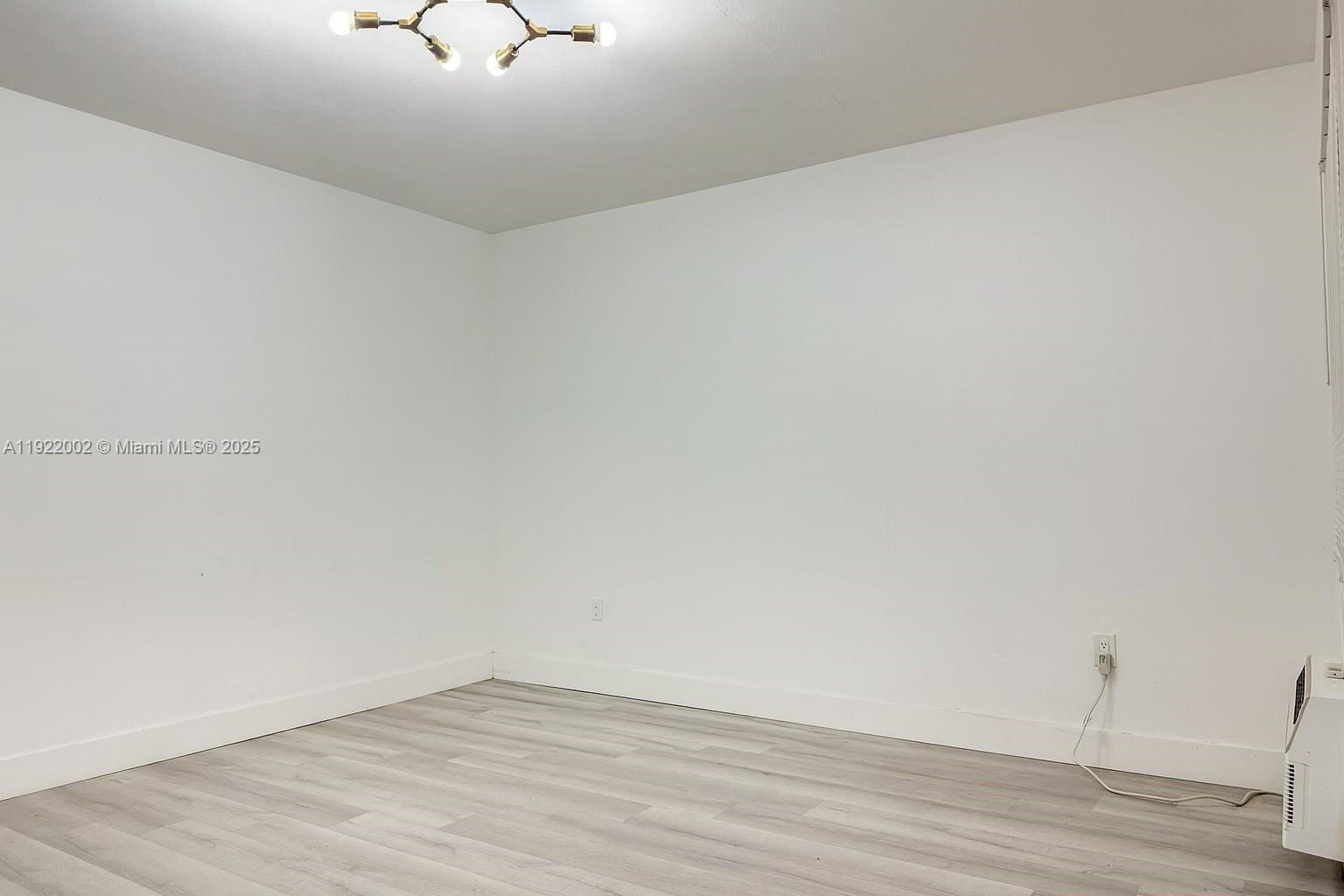 10190 E Bay Harbor Dr 7E