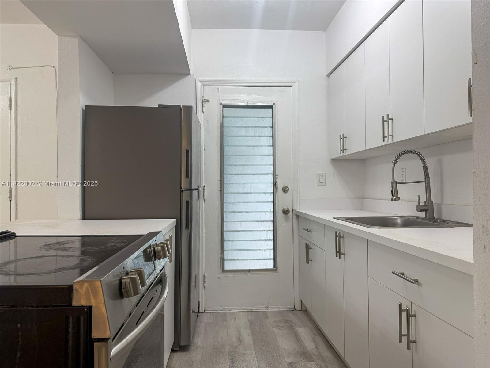 BAY HARBOR ISLAND - Residential Lease