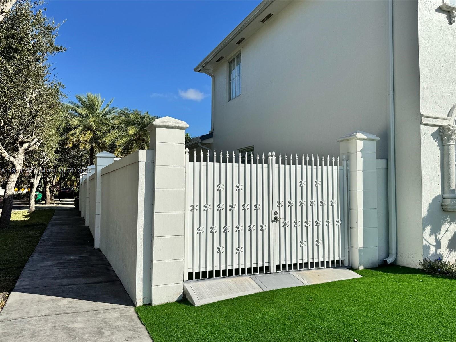 GRAVERAN ESTATES - Residential