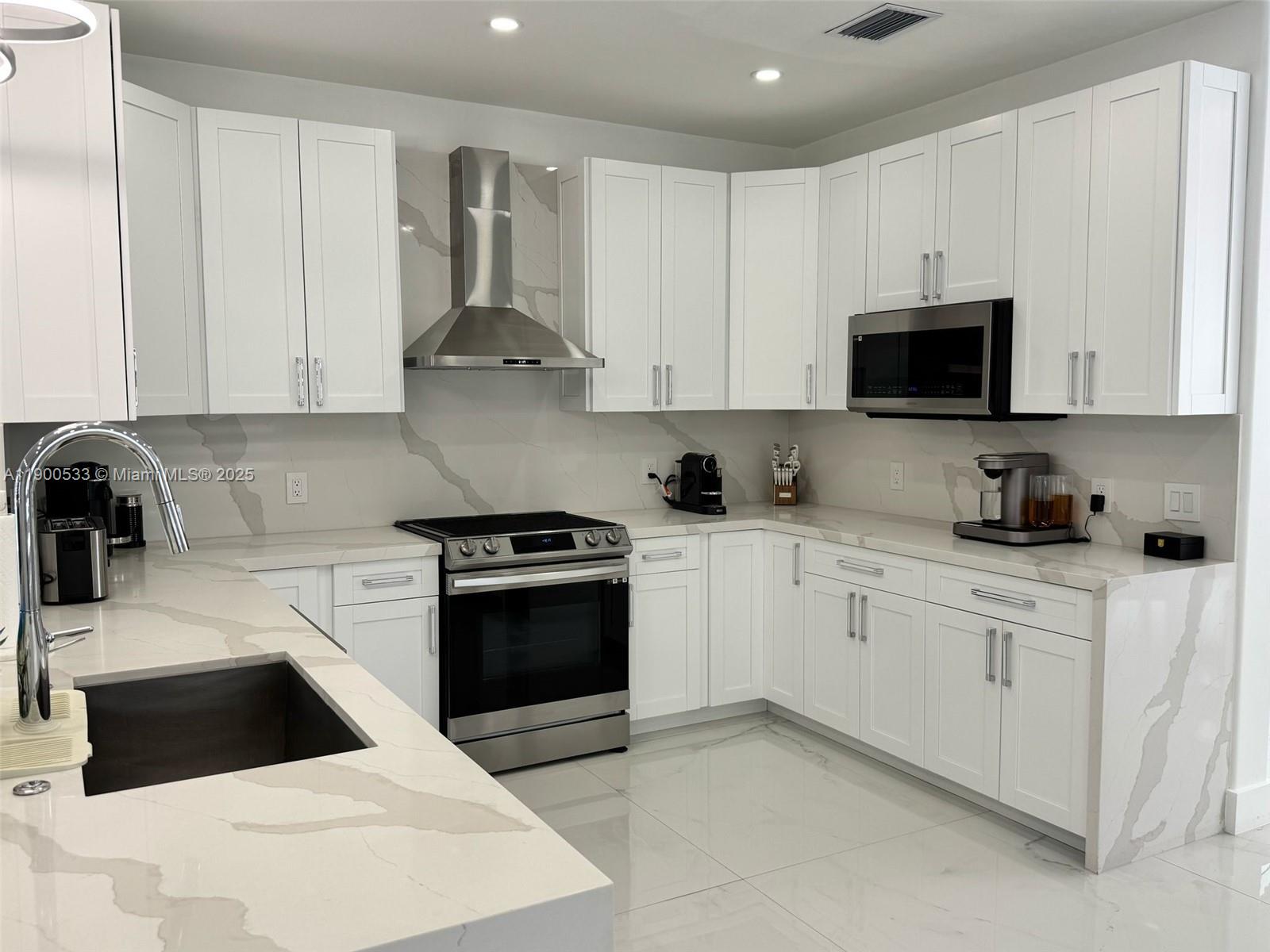 GRAVERAN ESTATES - Residential