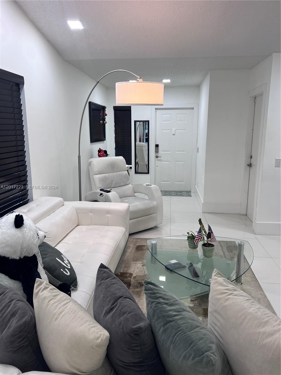 SECTOR 2-PARCELS 21A 25 2 - Residential Lease