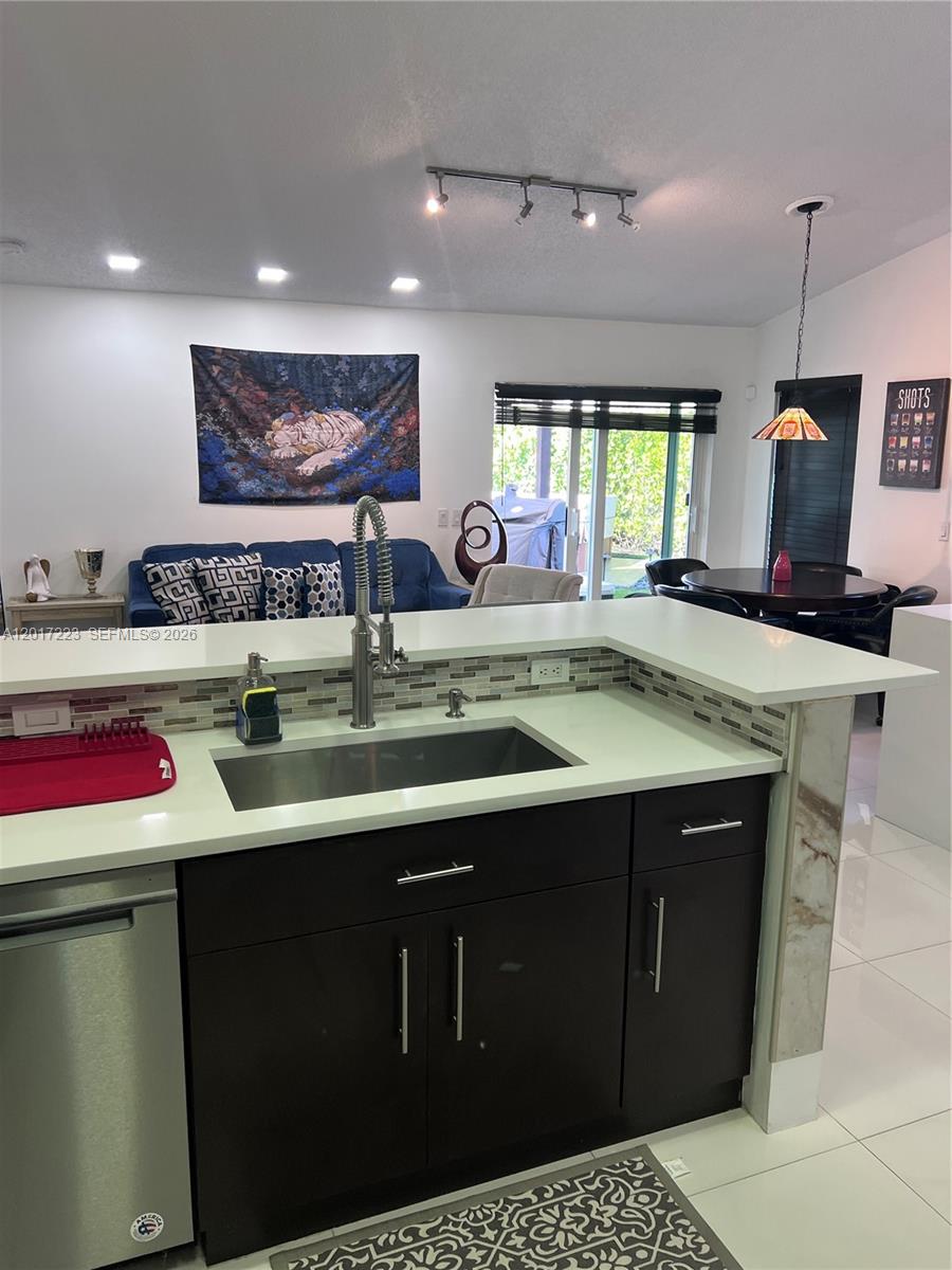 SECTOR 2-PARCELS 21A 25 2 - Residential Lease