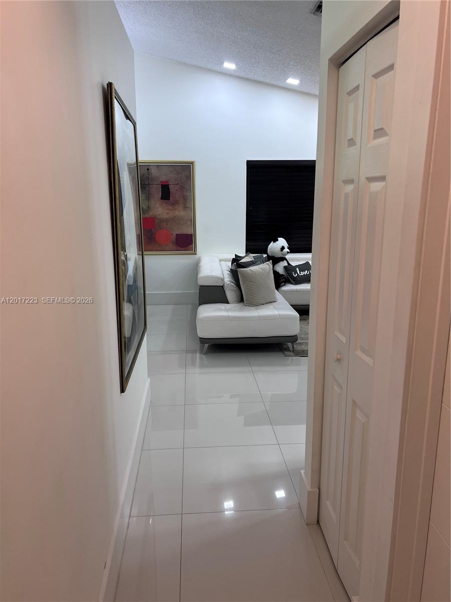 SECTOR 2-PARCELS 21A 25 2 - Residential Lease