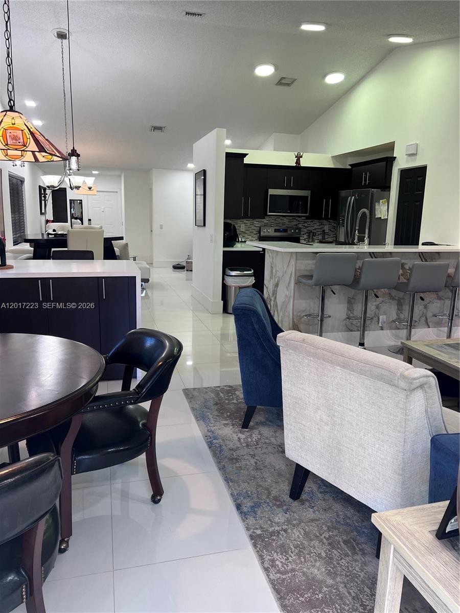 SECTOR 2-PARCELS 21A 25 2 - Residential Lease