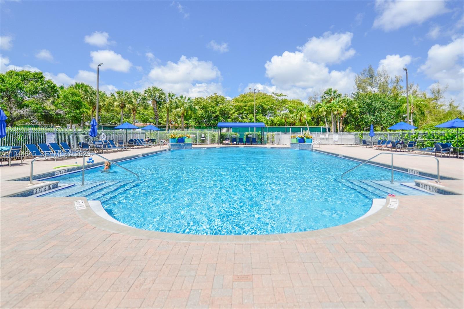 WEST LAKE VILLAGE PLAT - Residential