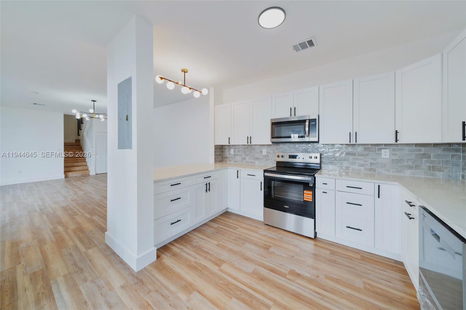 WEST LAKE VILLAGE PLAT - Residential