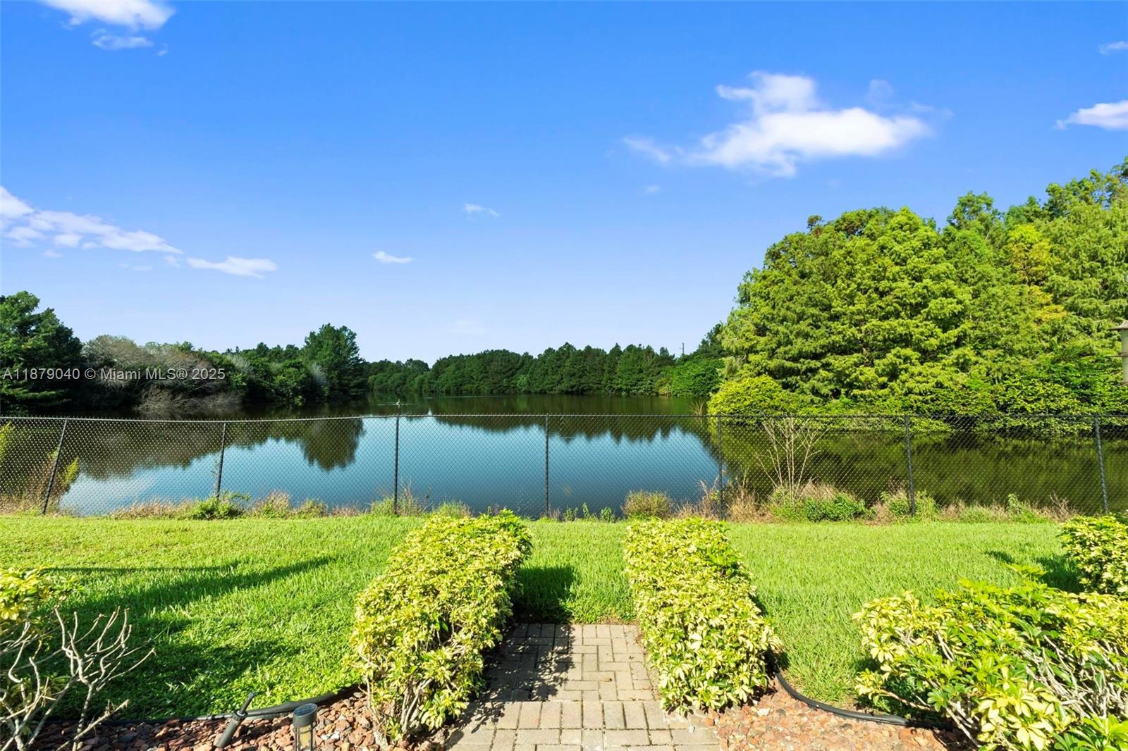 MONTERRA PLAT - Residential Lease