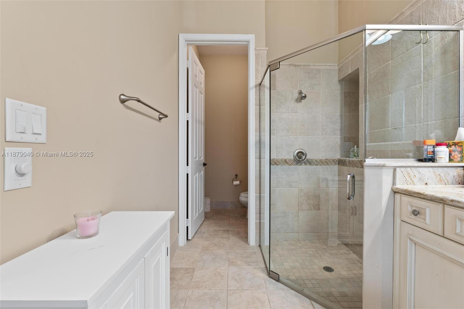 MONTERRA PLAT - Residential Lease