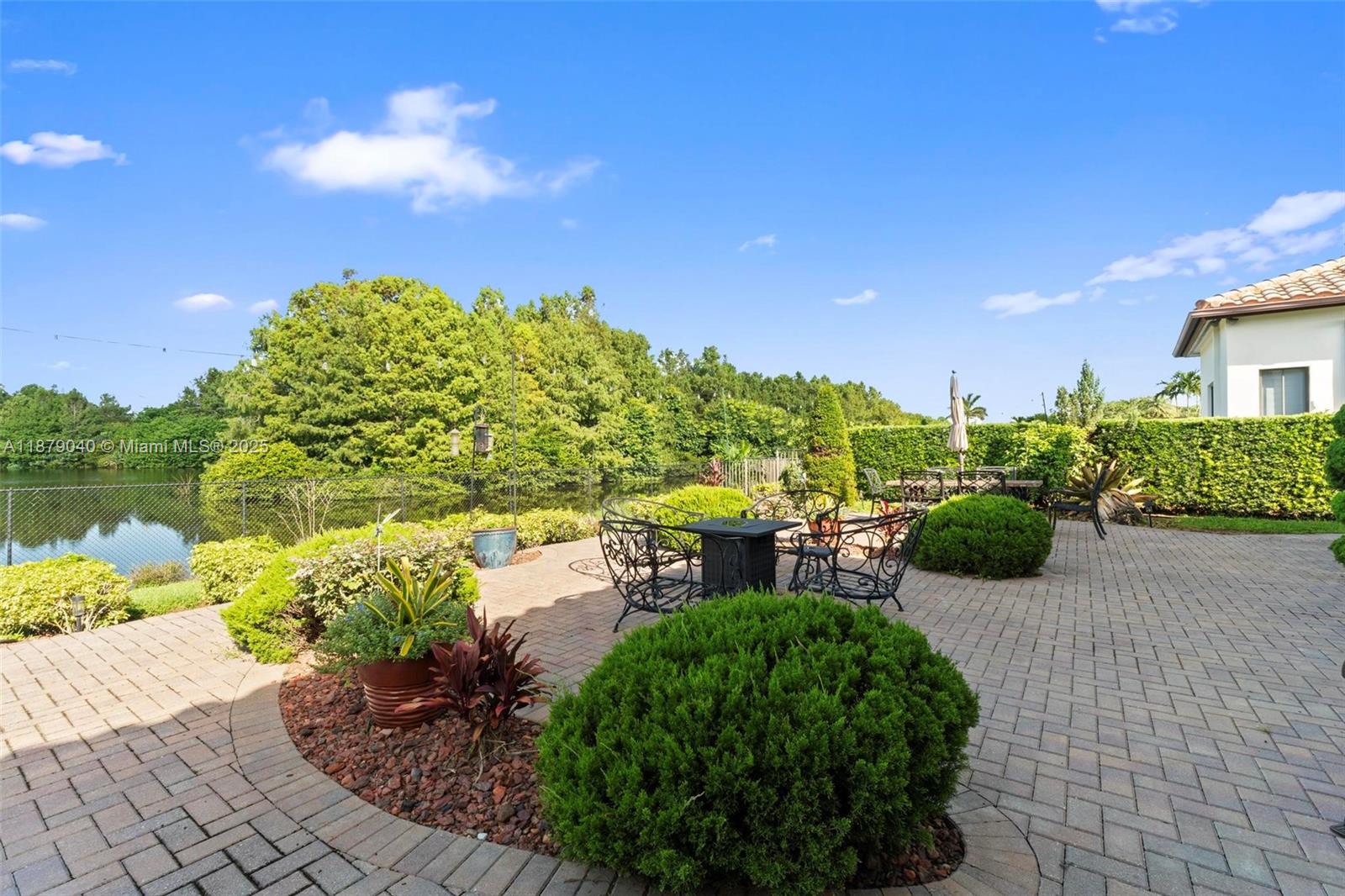 MONTERRA PLAT - Residential Lease