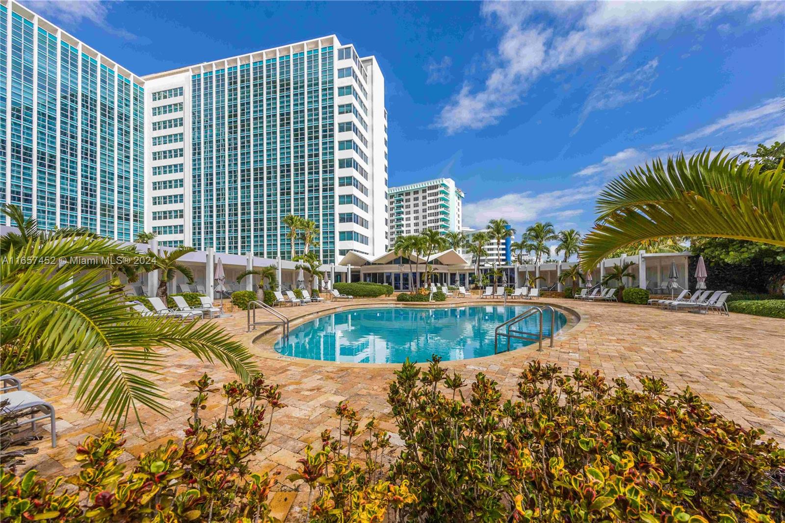 CRYSTAL HOUSE CONDO - Residential