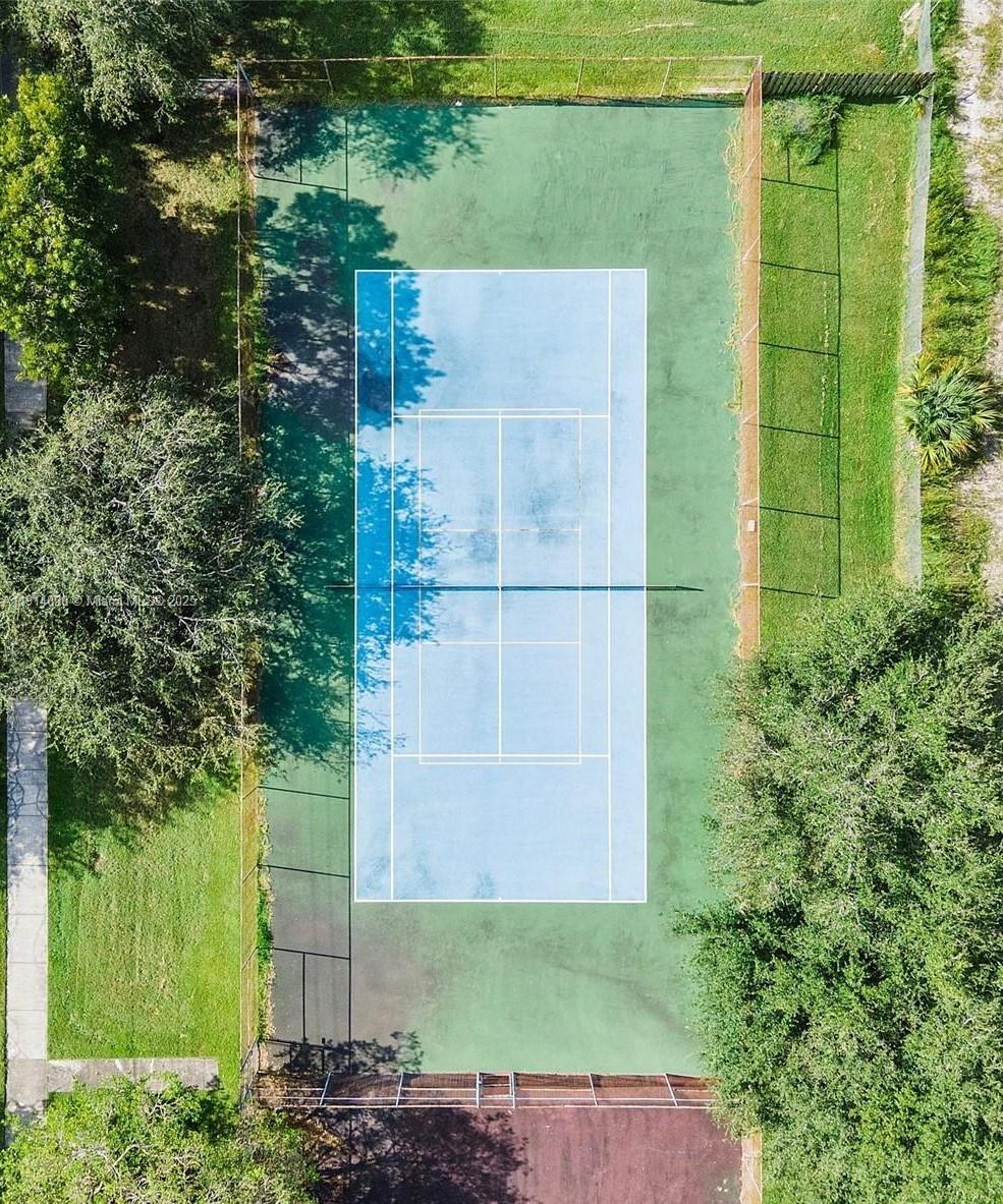 WATERGATE CONDOMINIUM NO - Residential Lease