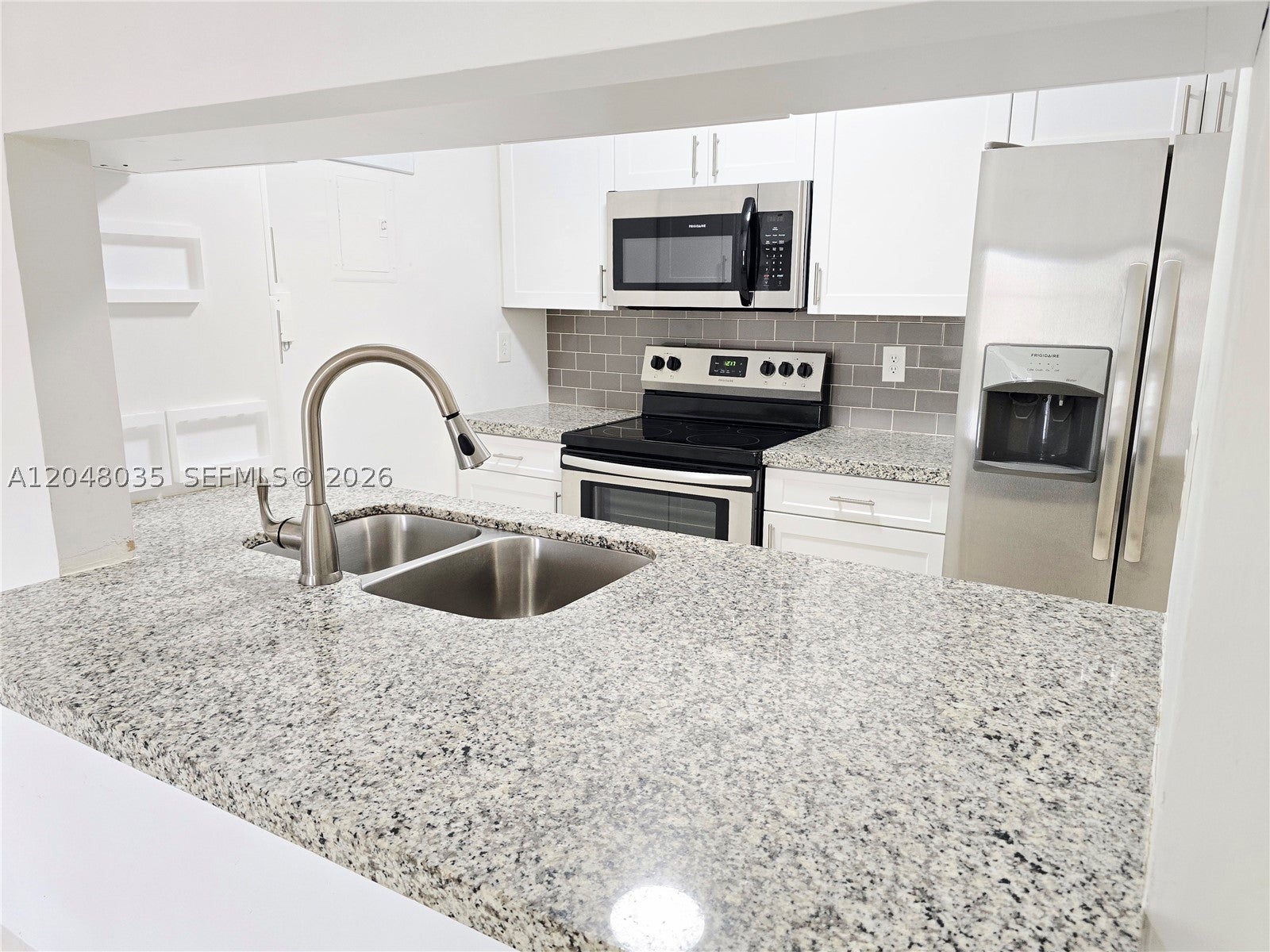 8877 Fontainebleau Blvd 202