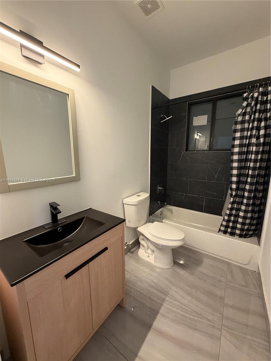 GOLDEN HEIGHTS 4-9 - Residential Lease