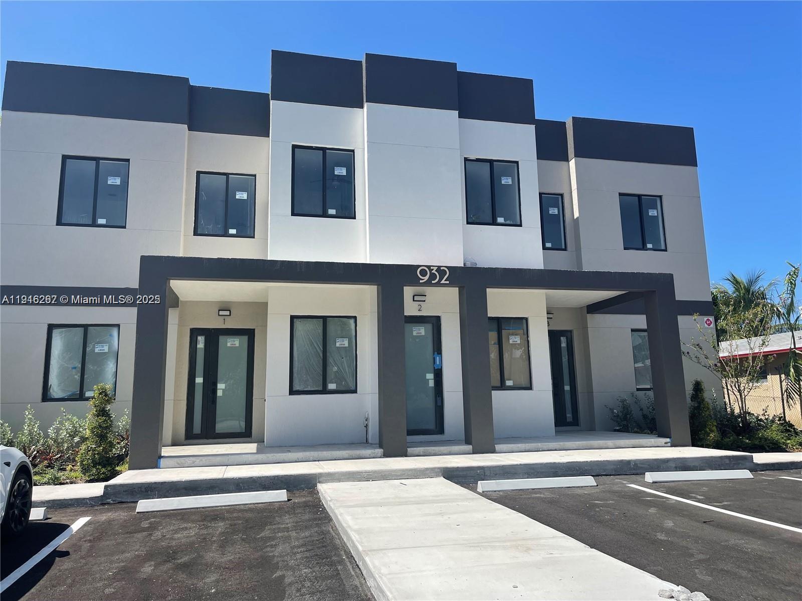 GOLDEN HEIGHTS 4-9 - Residential Lease