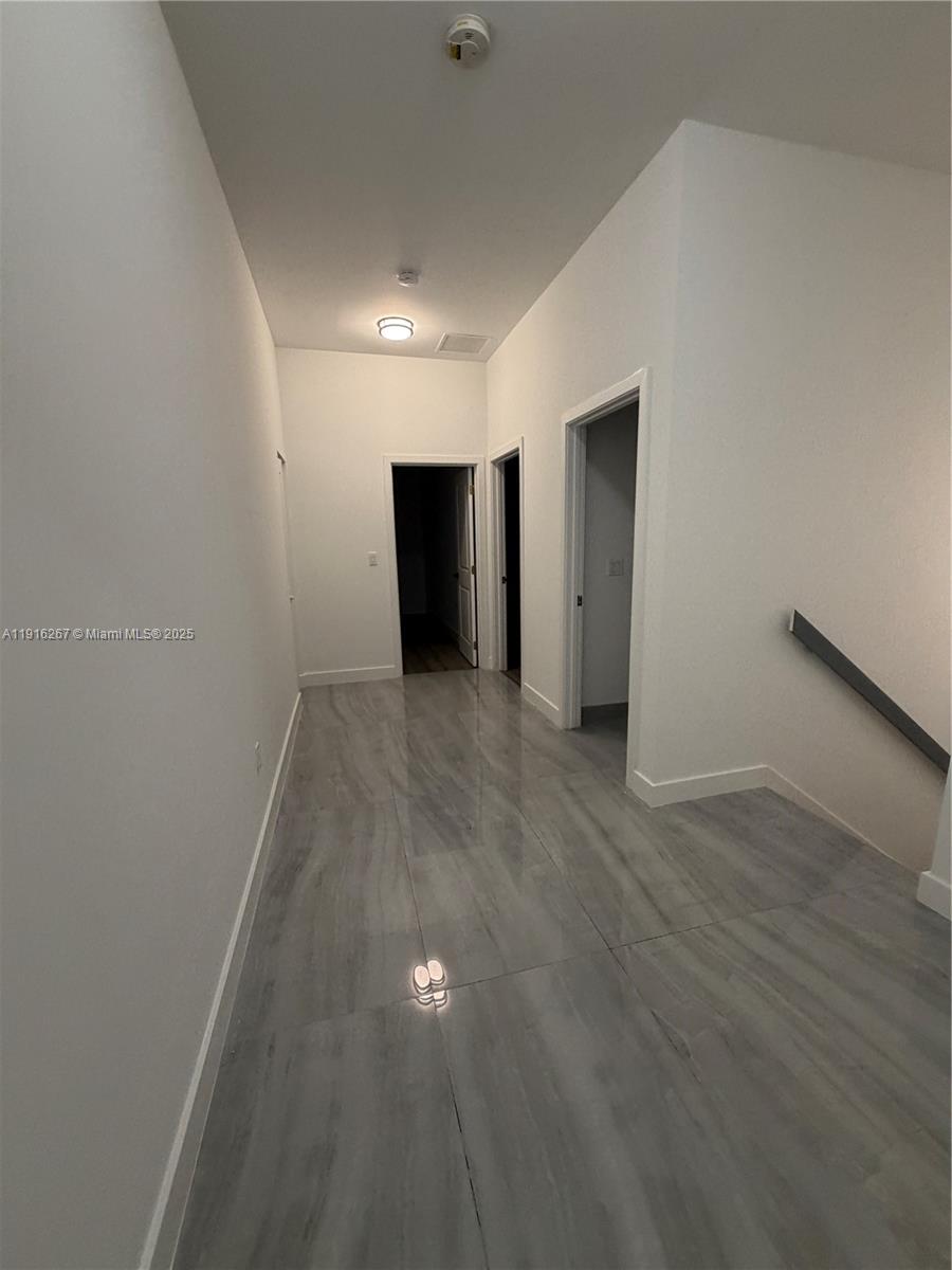 GOLDEN HEIGHTS 4-9 - Residential Lease