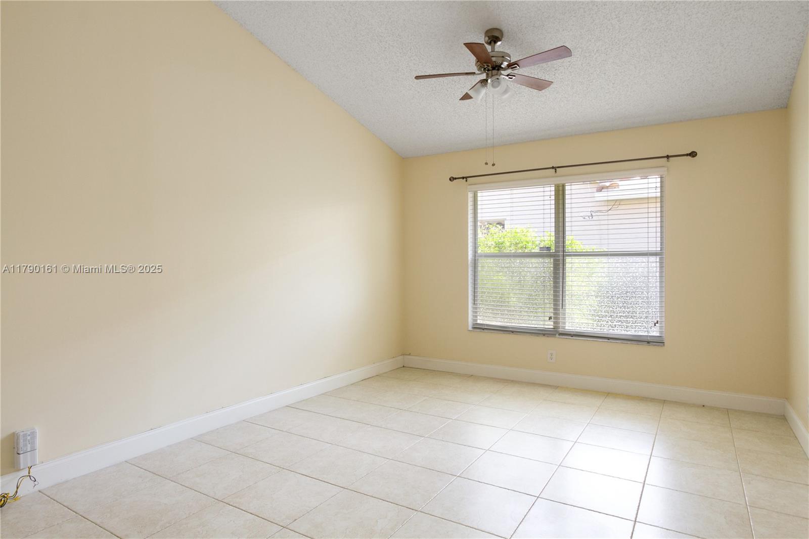 FOREST RIDGE SINGLE FAMIL - Residential
