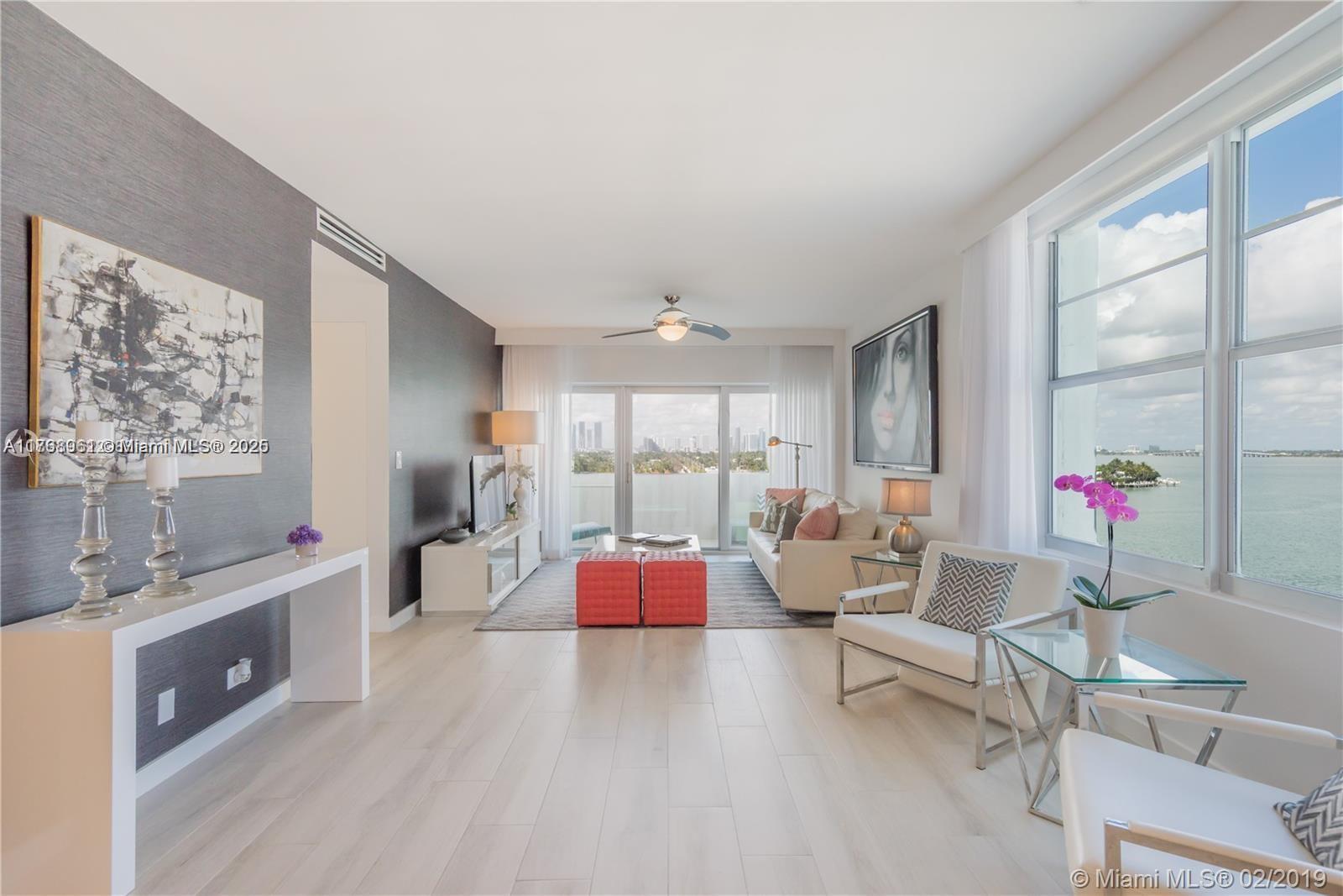 3 Island Ave 09D/9E