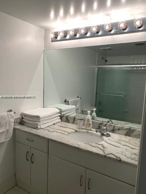 1200 Brickell Bay Dr 2716