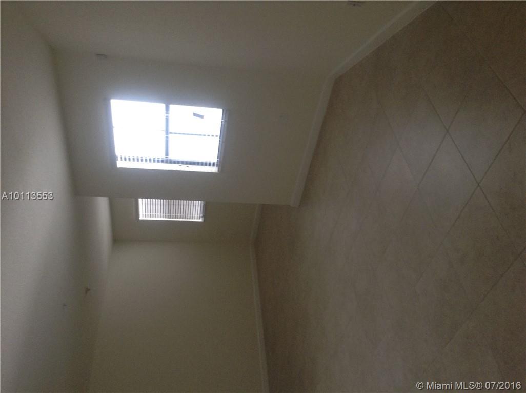 ADAGIO - Residential Lease