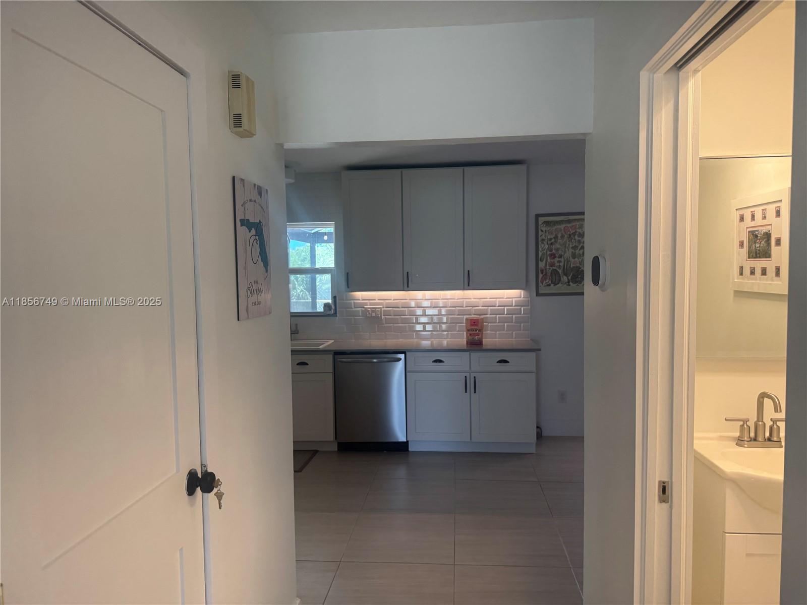 MARCO BEACH UNIT 5 - Residential