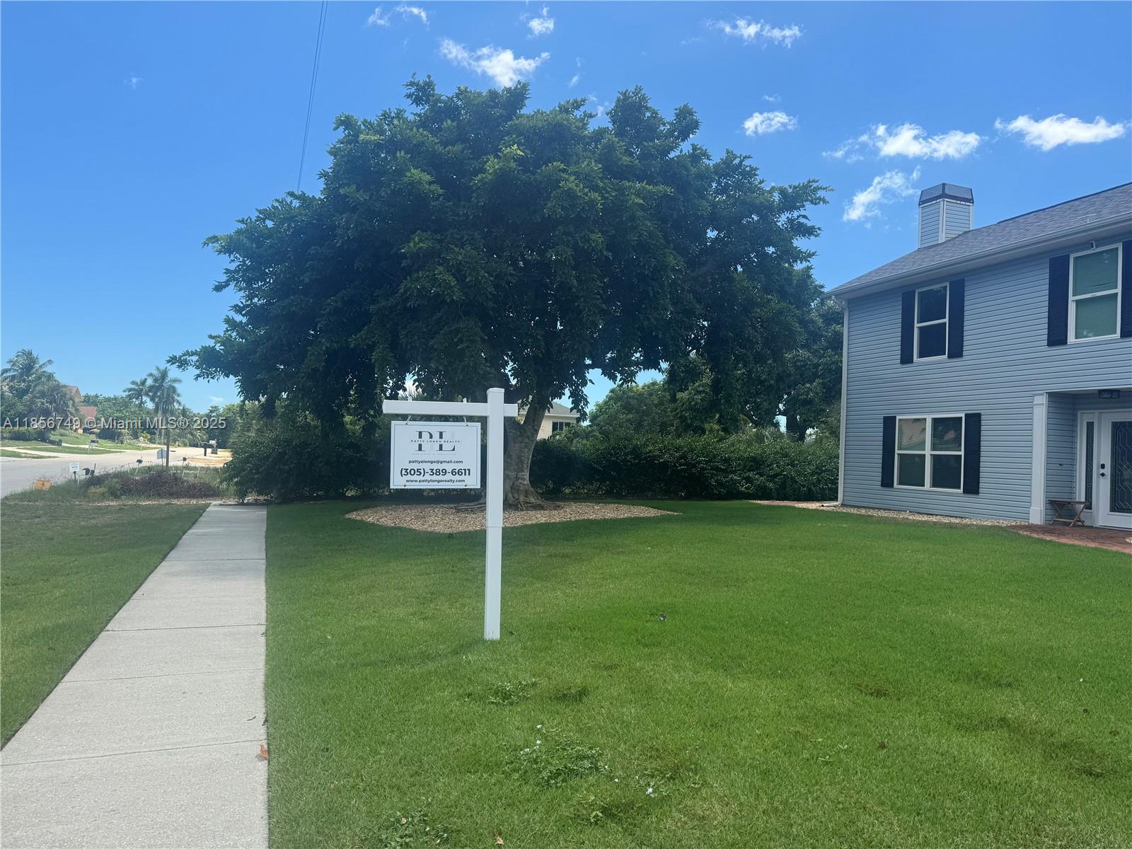 MARCO BEACH UNIT 5 - Residential