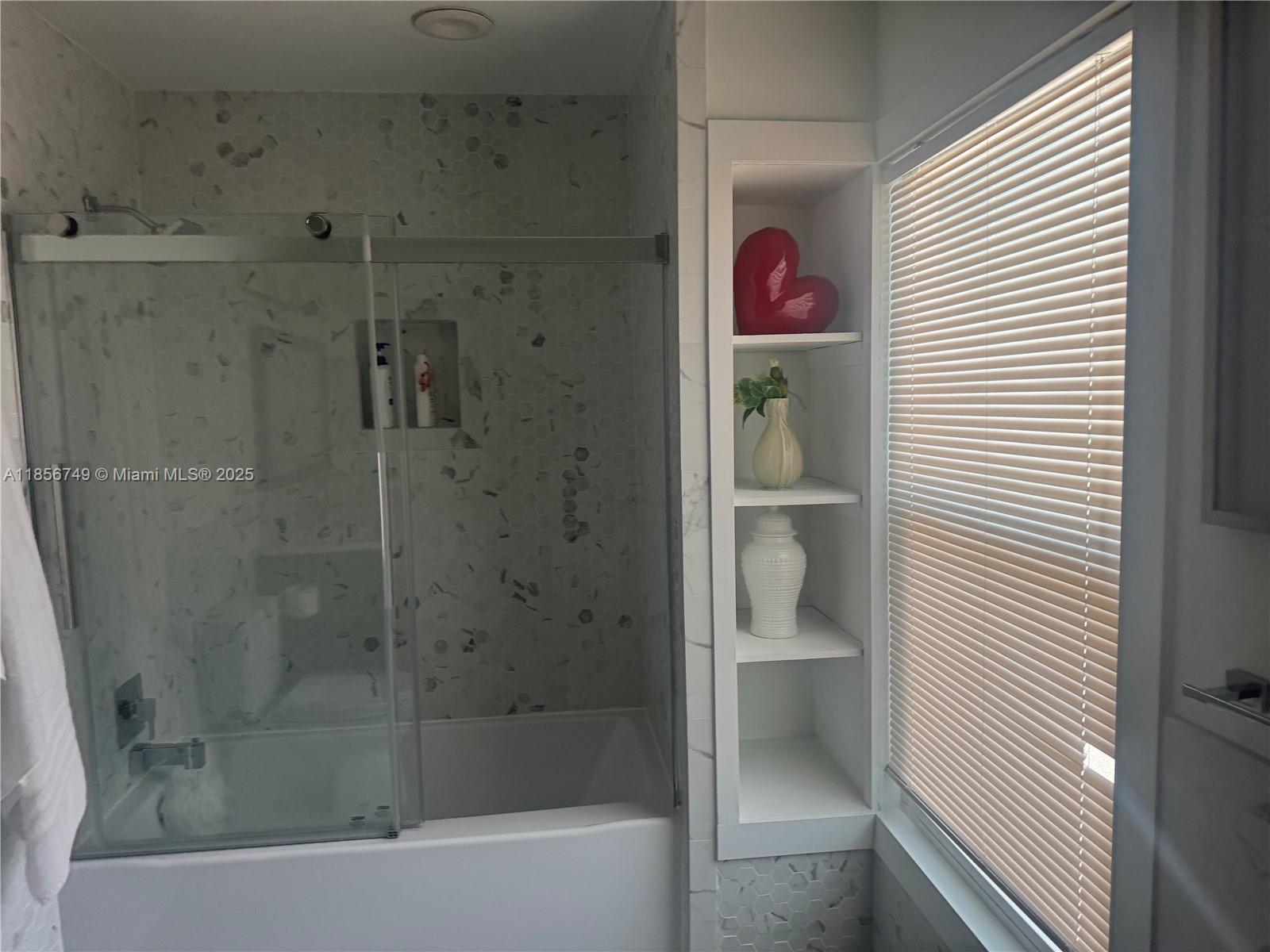 MARCO BEACH UNIT 5 - Residential