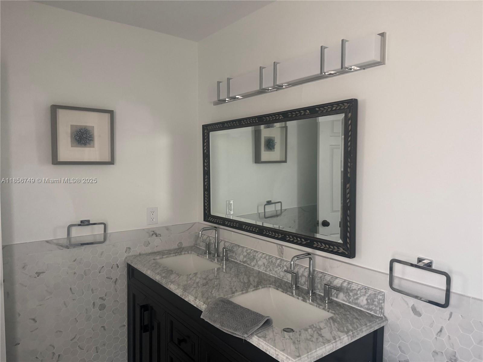 MARCO BEACH UNIT 5 - Residential