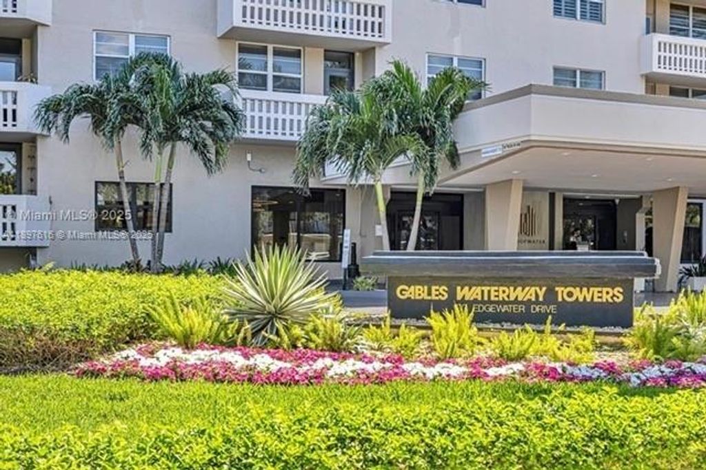 Photo of 90 Edgewater Dr #505, Coral Gables, FL 33133 (MLS # A11897616)